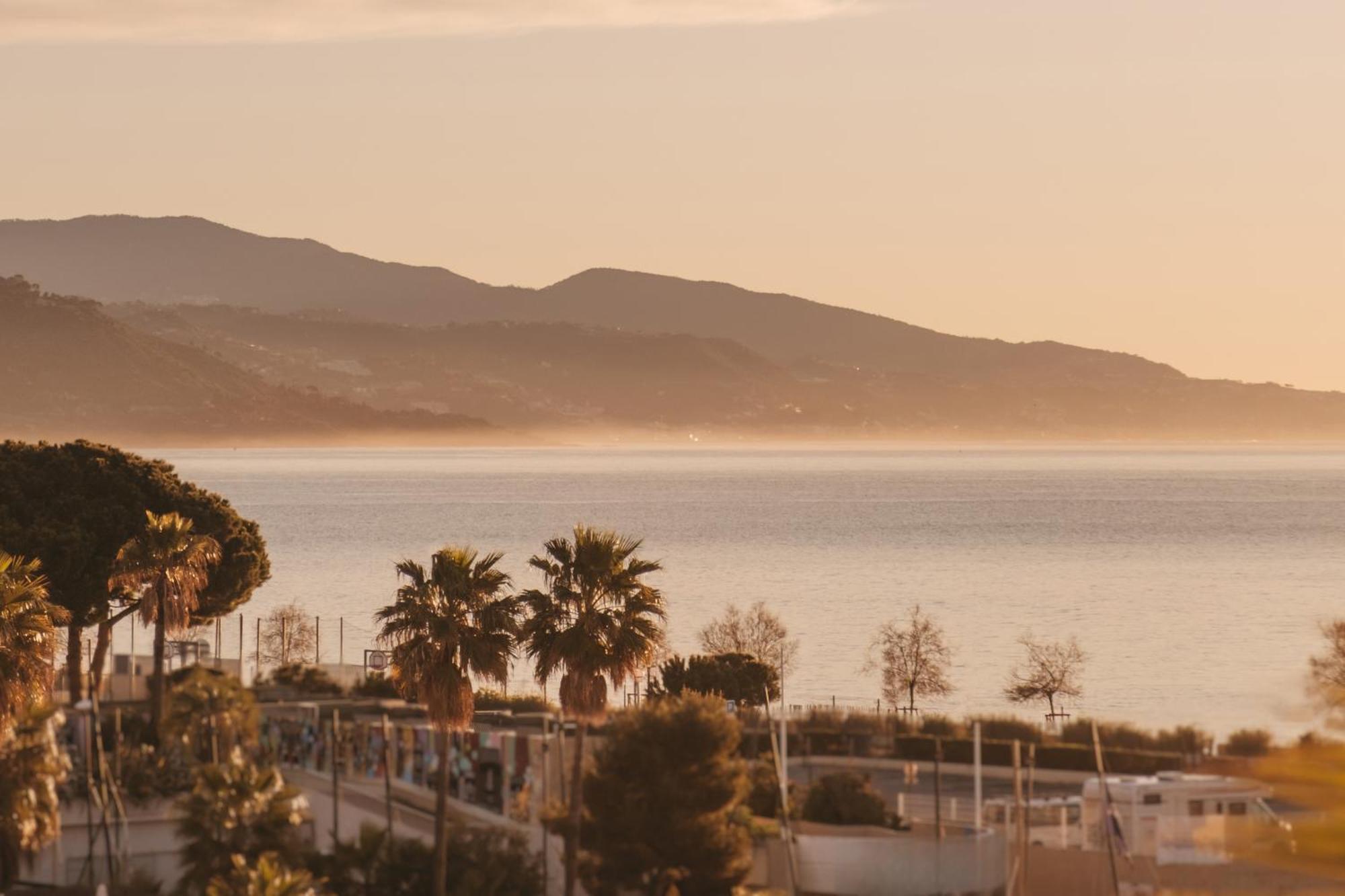 Soleil Riviera Apartament Cote D'Azur روكوبرُن كاب مارتي المظهر الخارجي الصورة